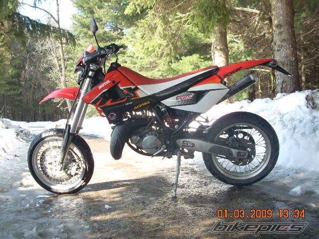 Photo 1592046