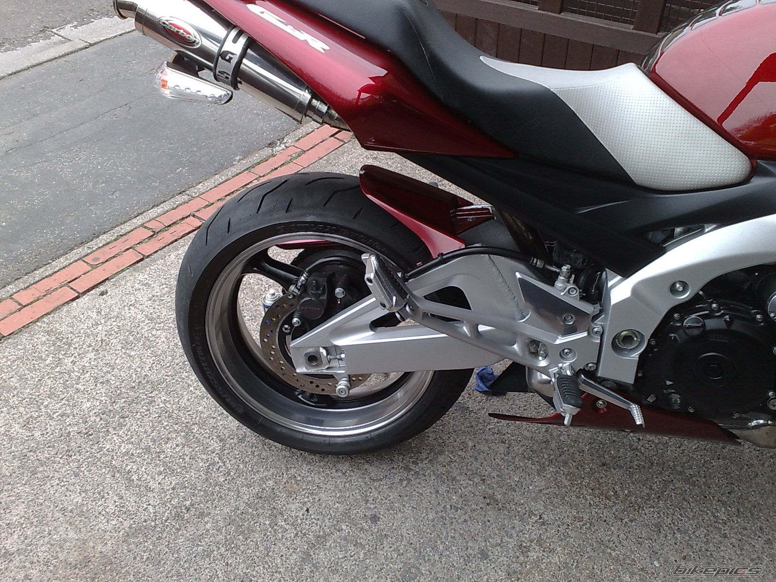 Photo 1592100
