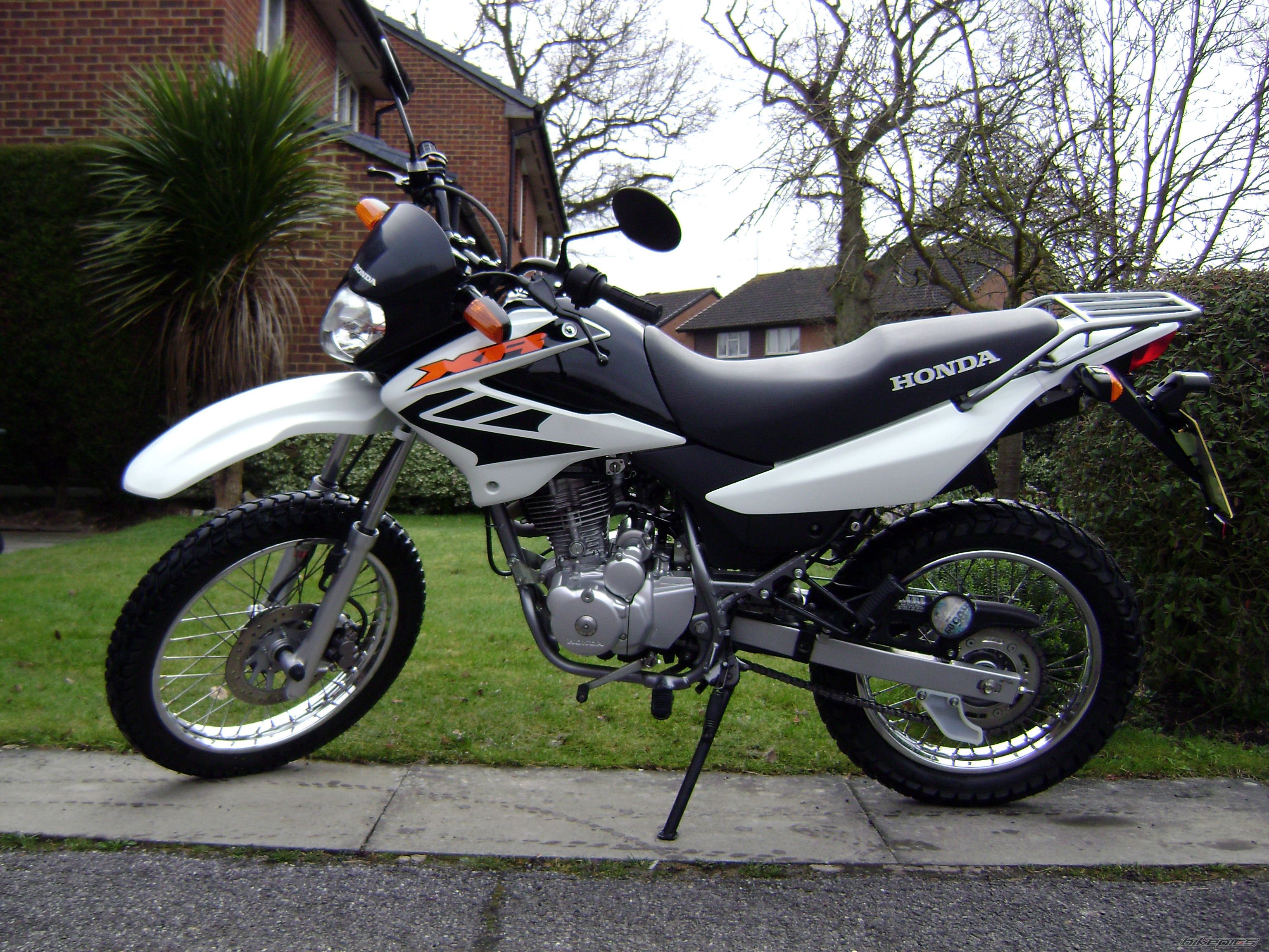 Photo 1592103