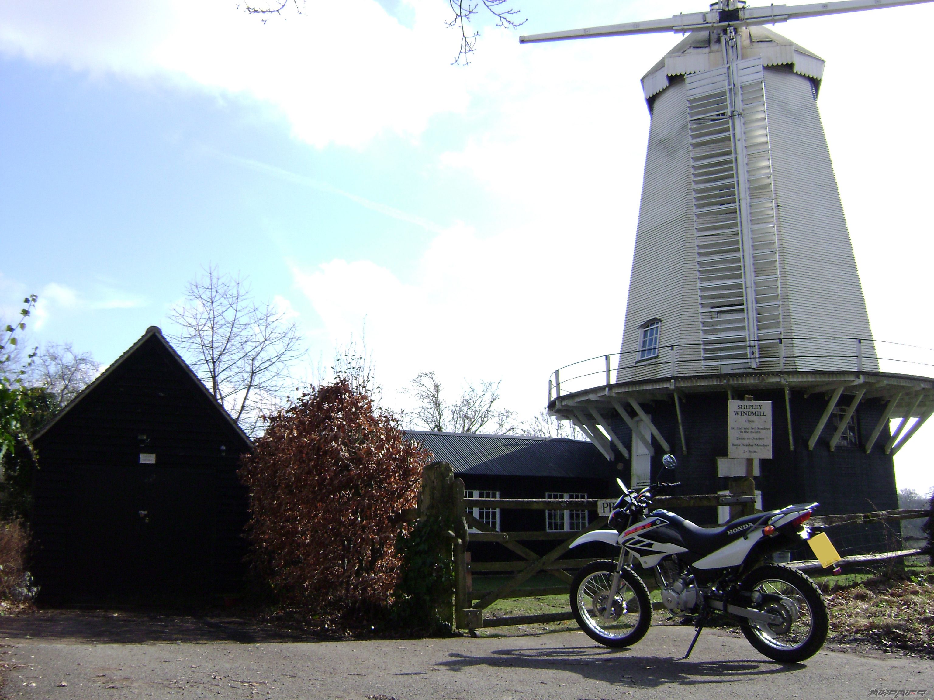 Bike Photo 1592104