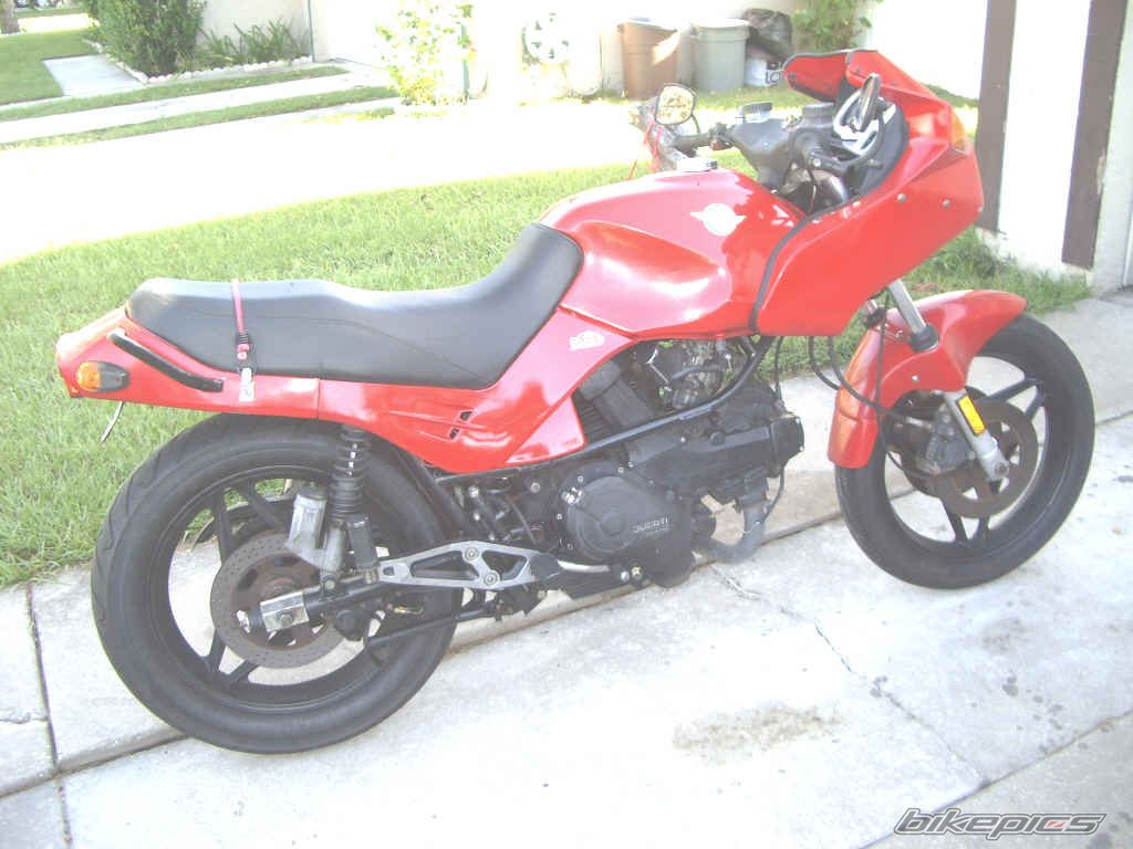 Photo 1592110
