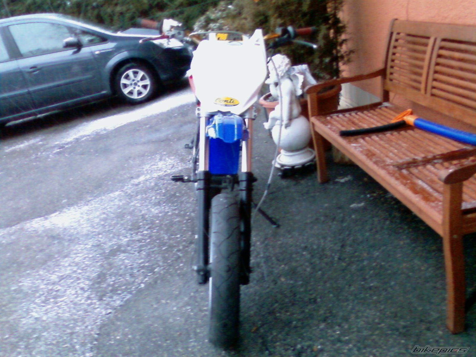 Photo 1592229
