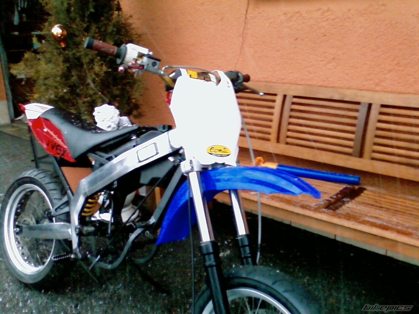 Photo 1592233