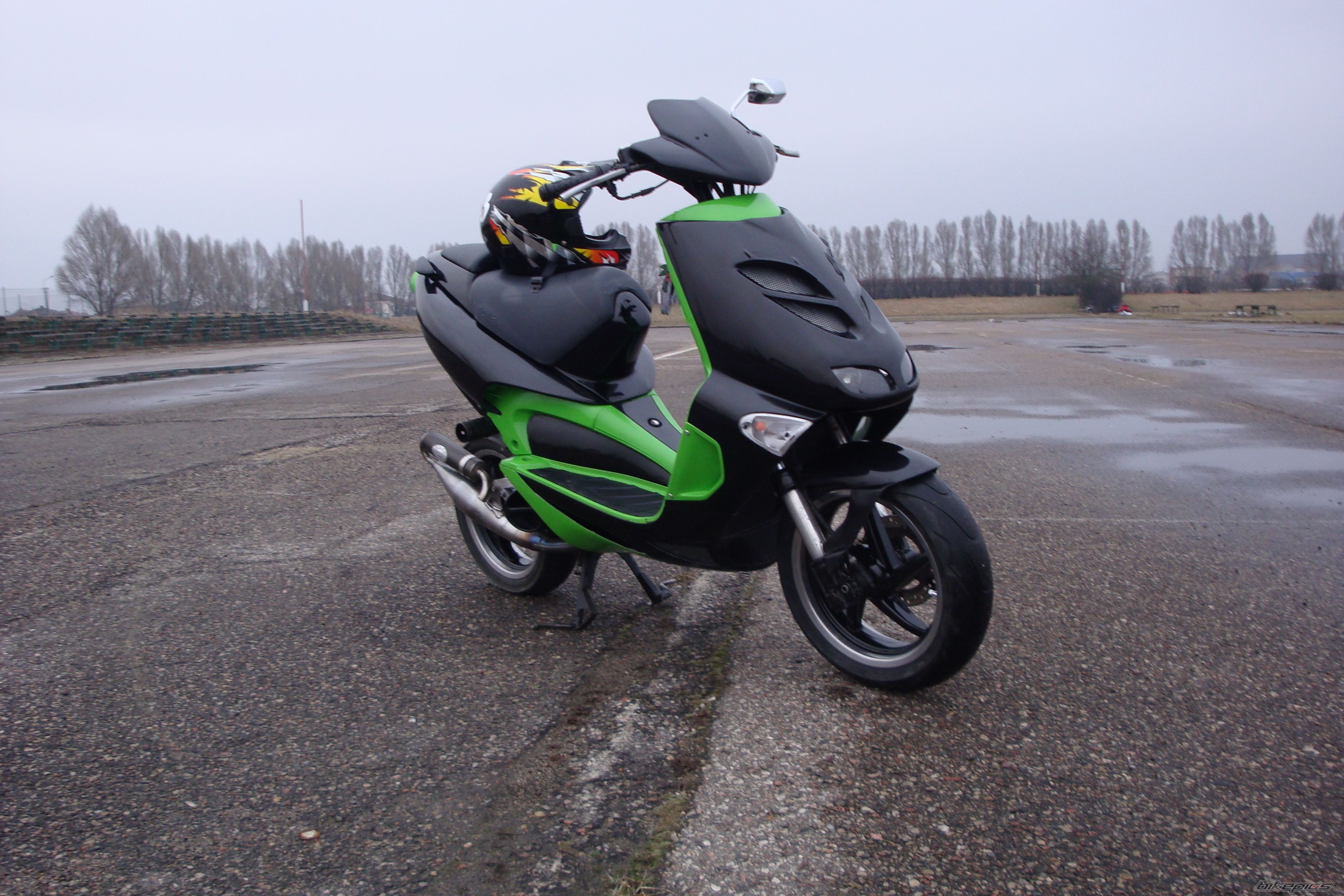 Photo 1592296