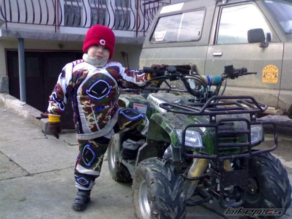 Photo 1592335