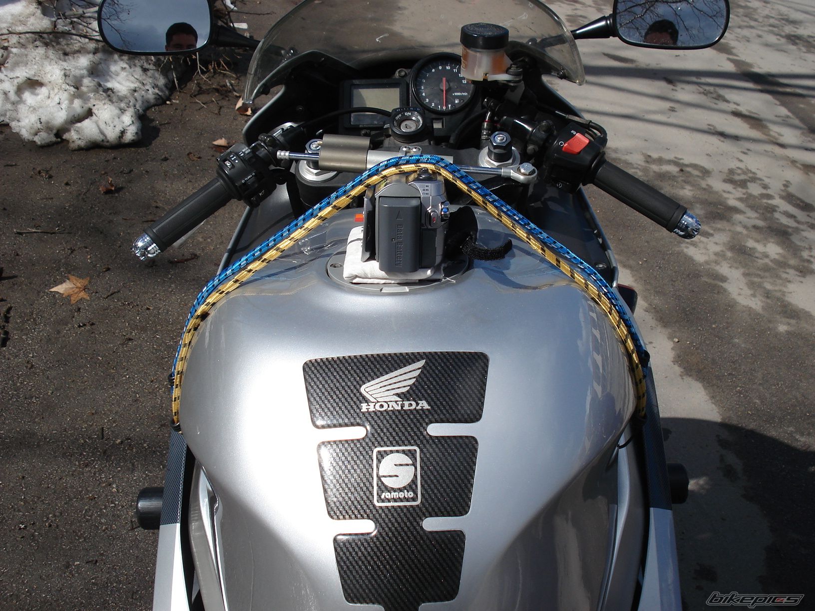 Photo 1592548