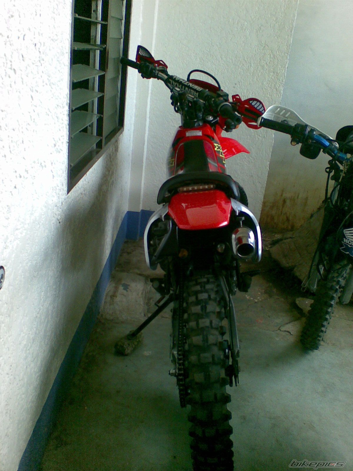 Photo 1592803