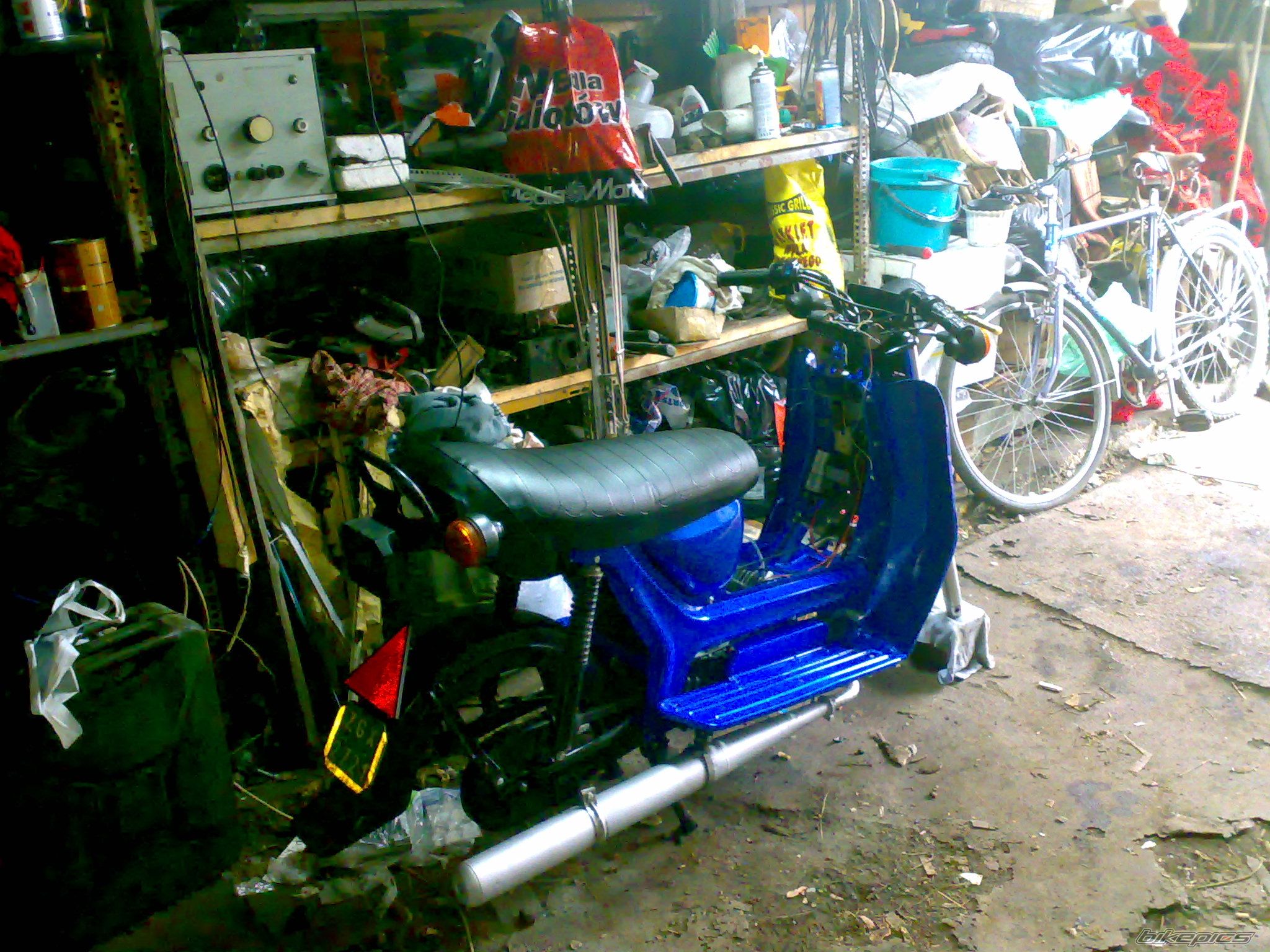 Photo 1592869
