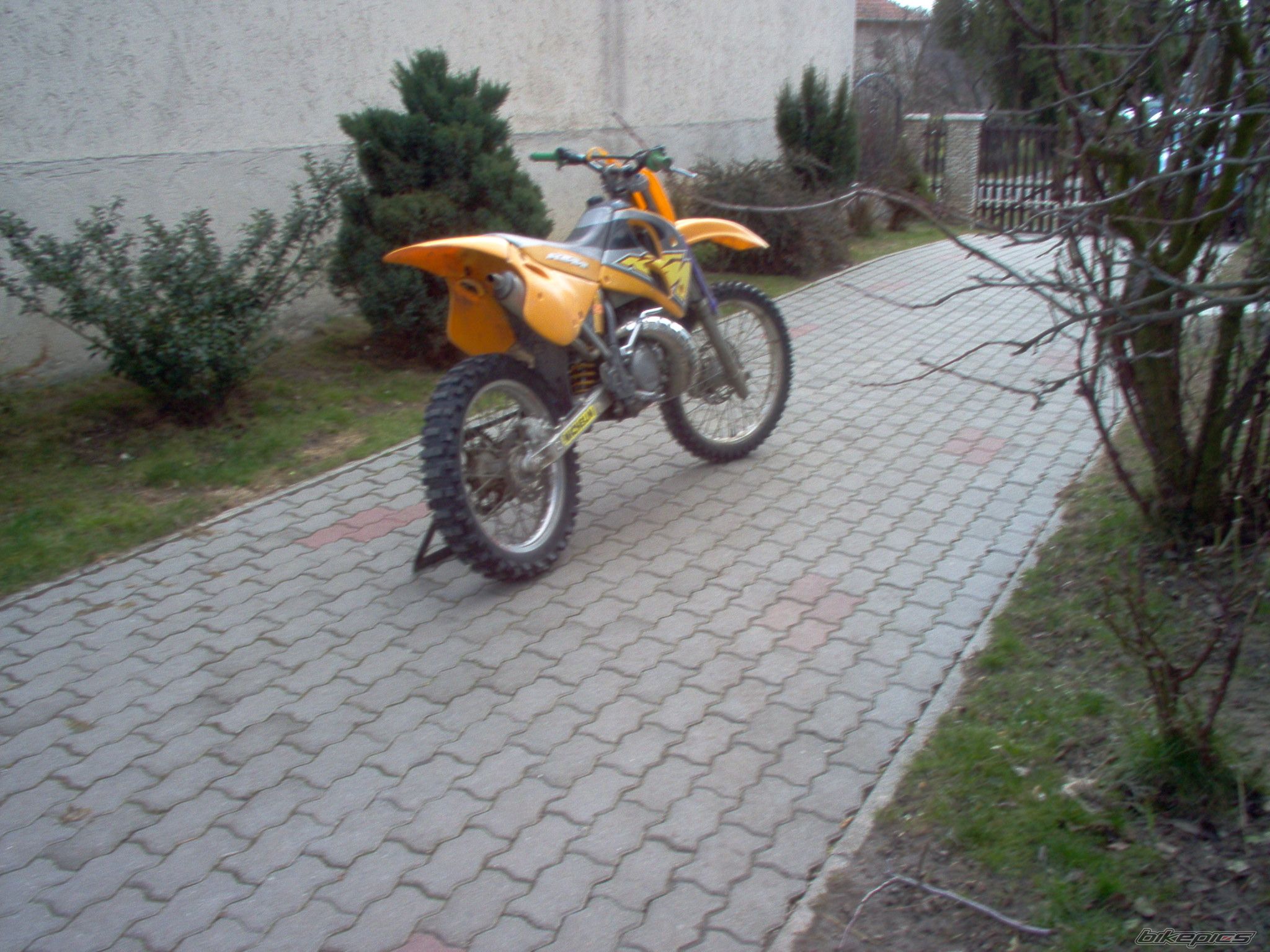 Photo 1593090