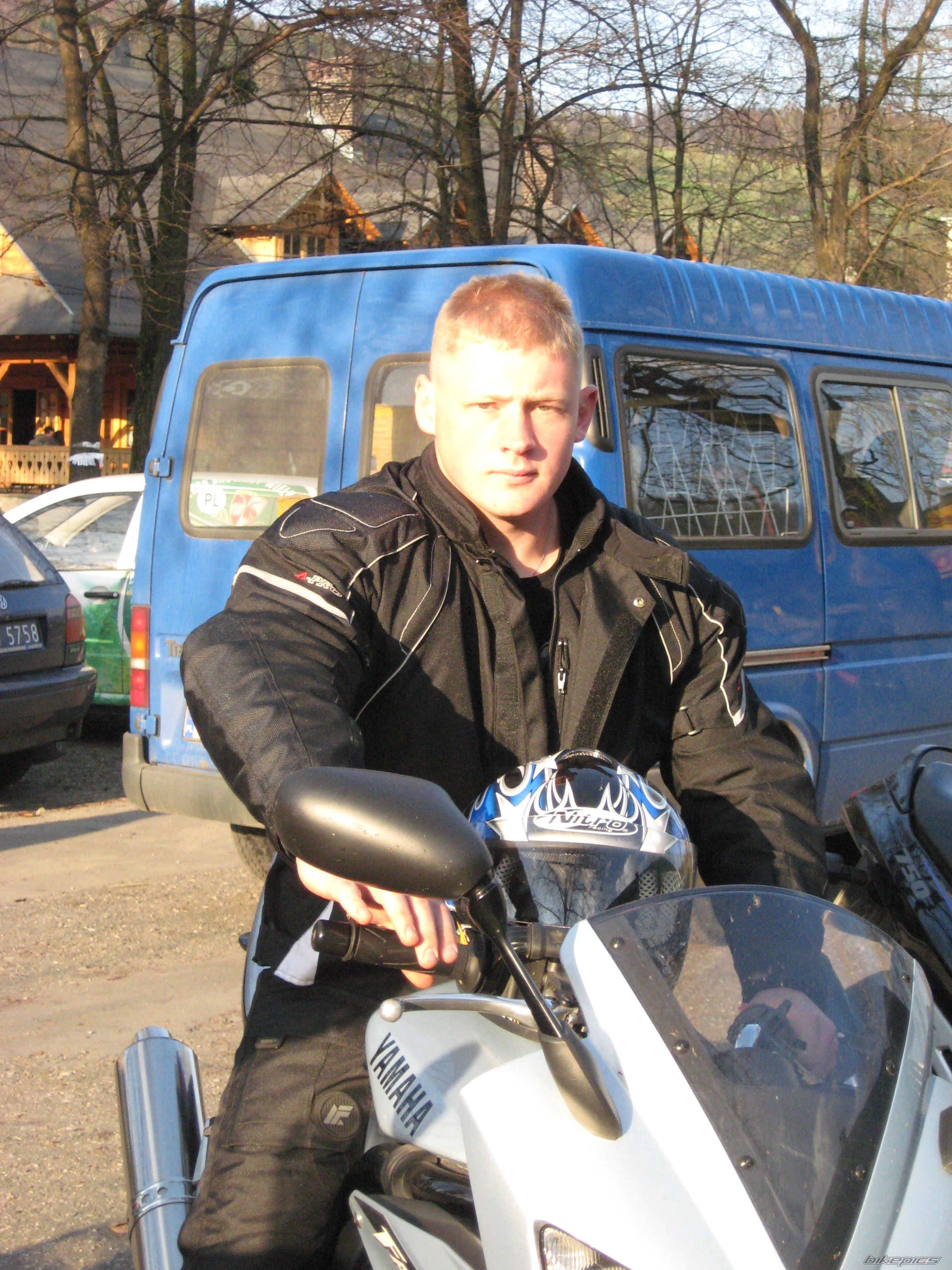 Photo 1593136