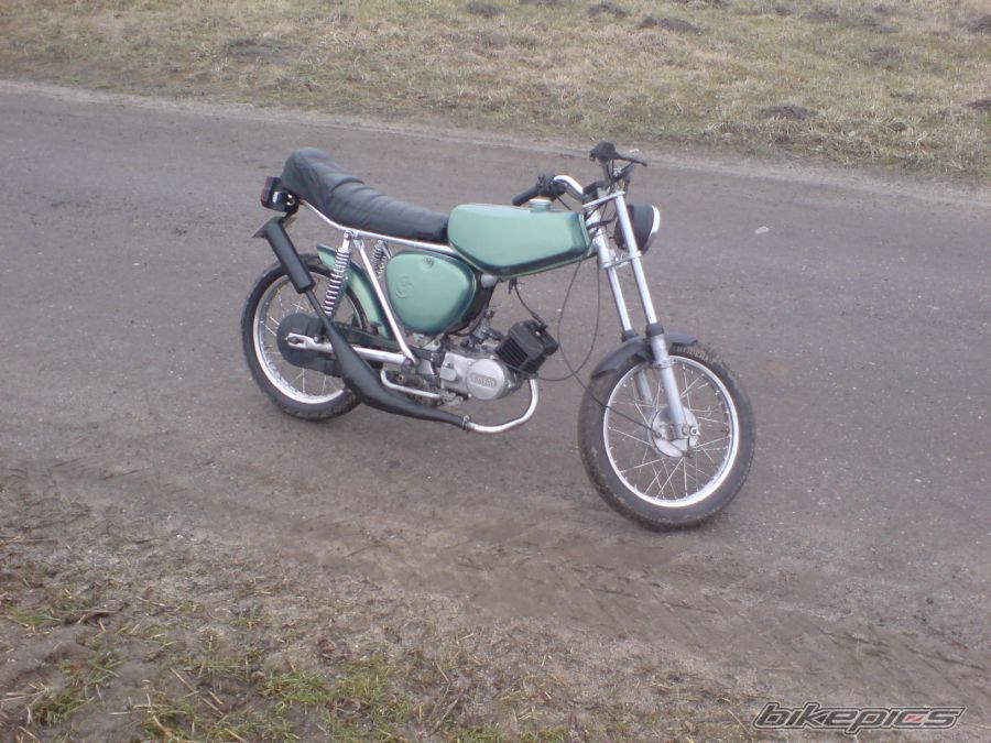 Photo 1593258