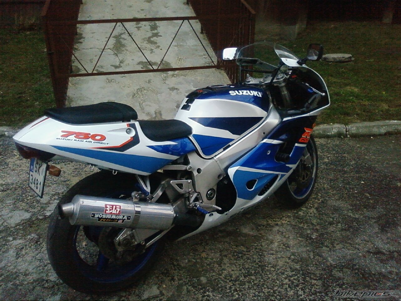 Bike Photo 1593354