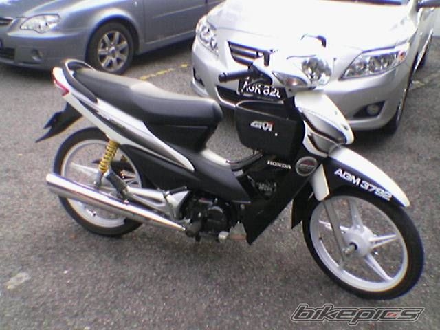 Photo 1593385