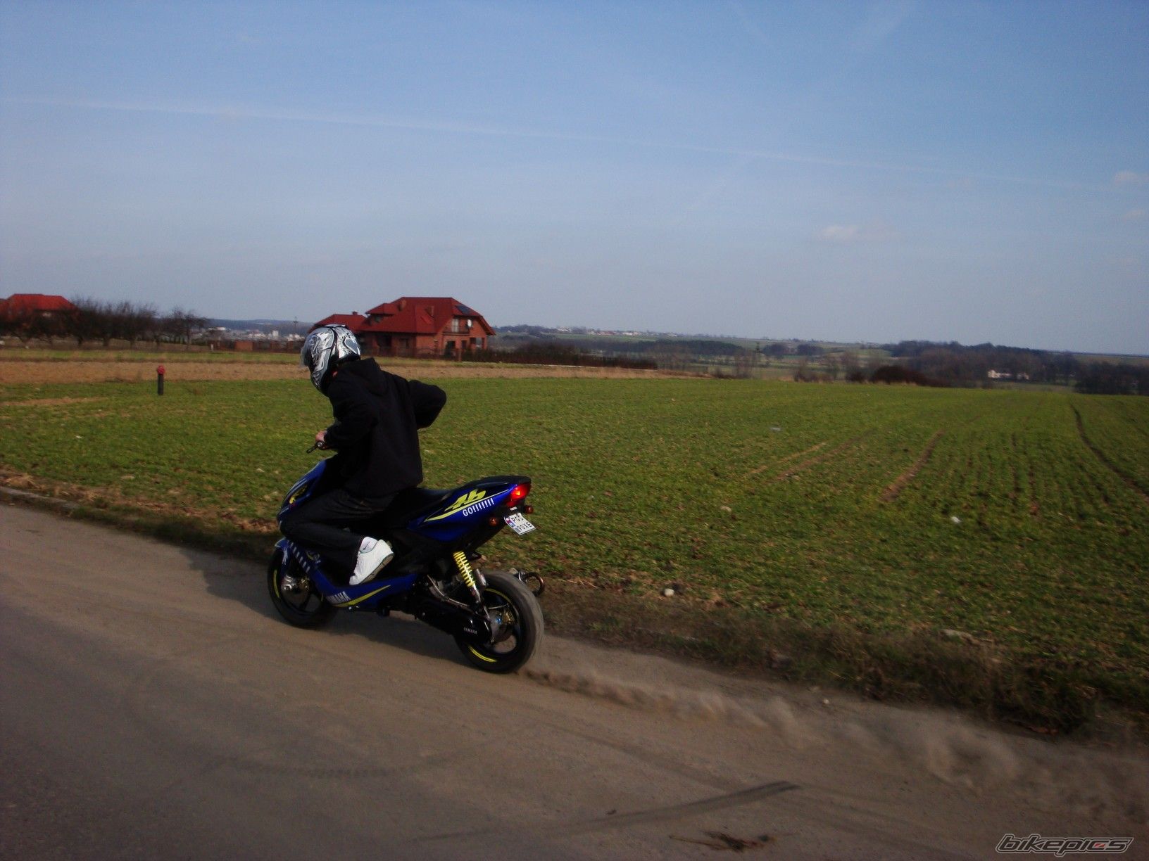 Photo 1593702
