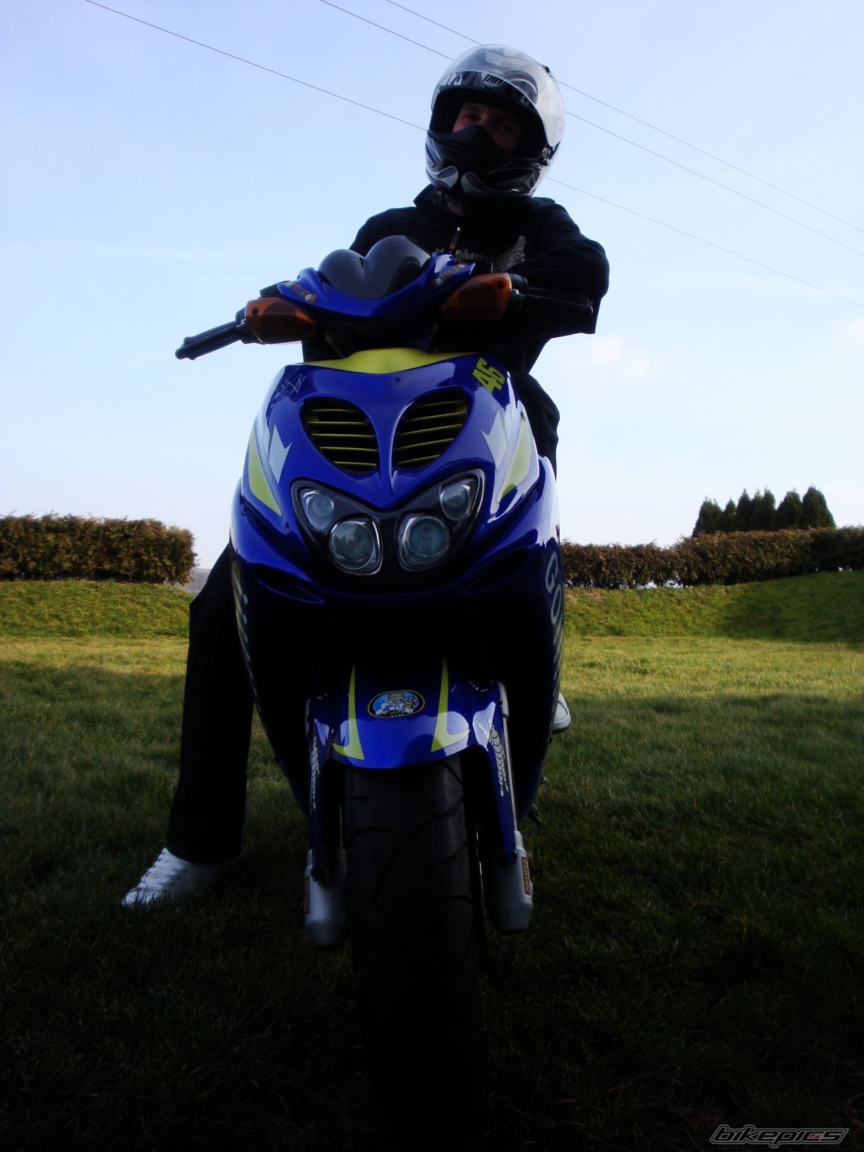 Photo 1593714