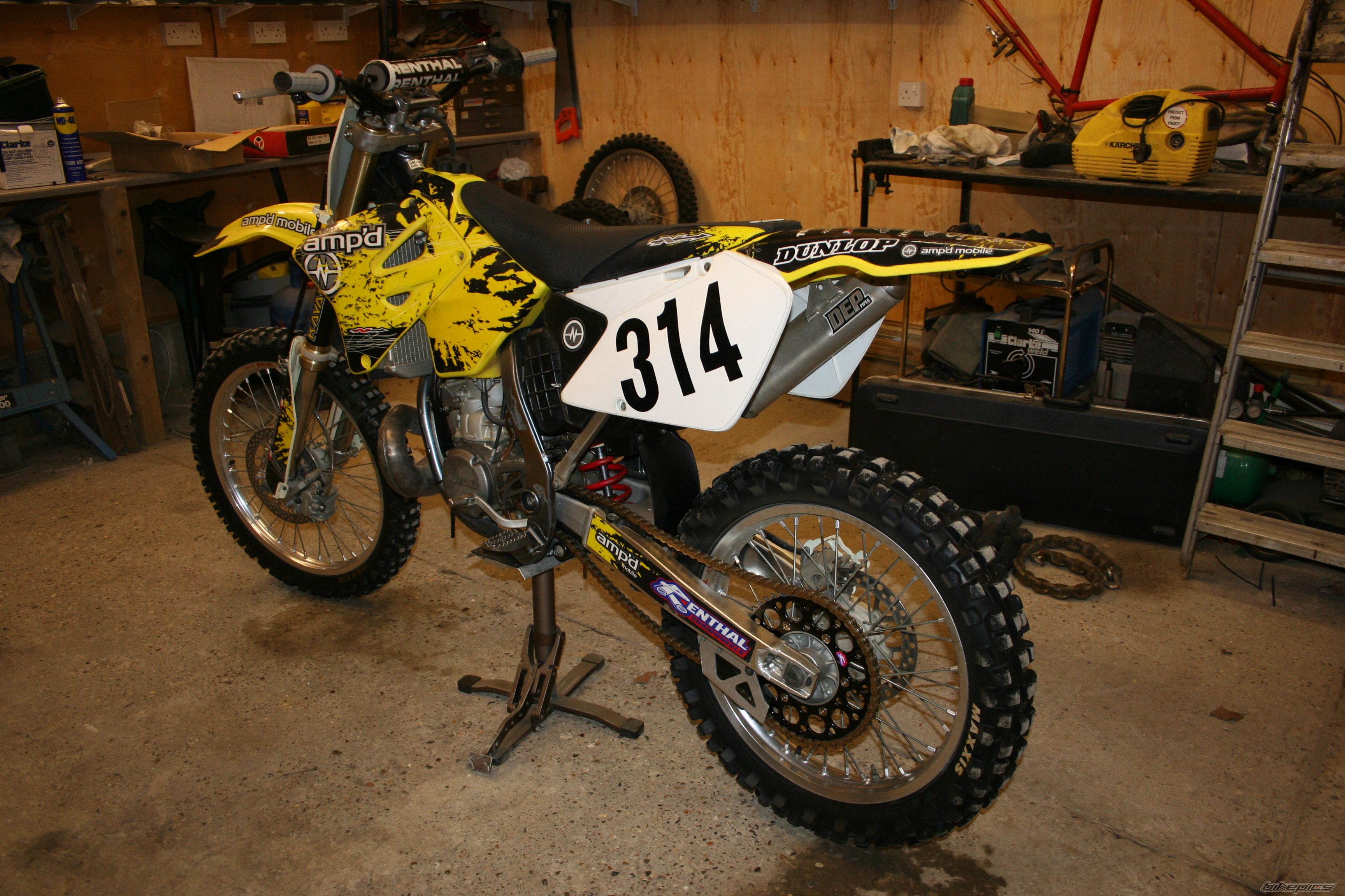 Photo 1593721
