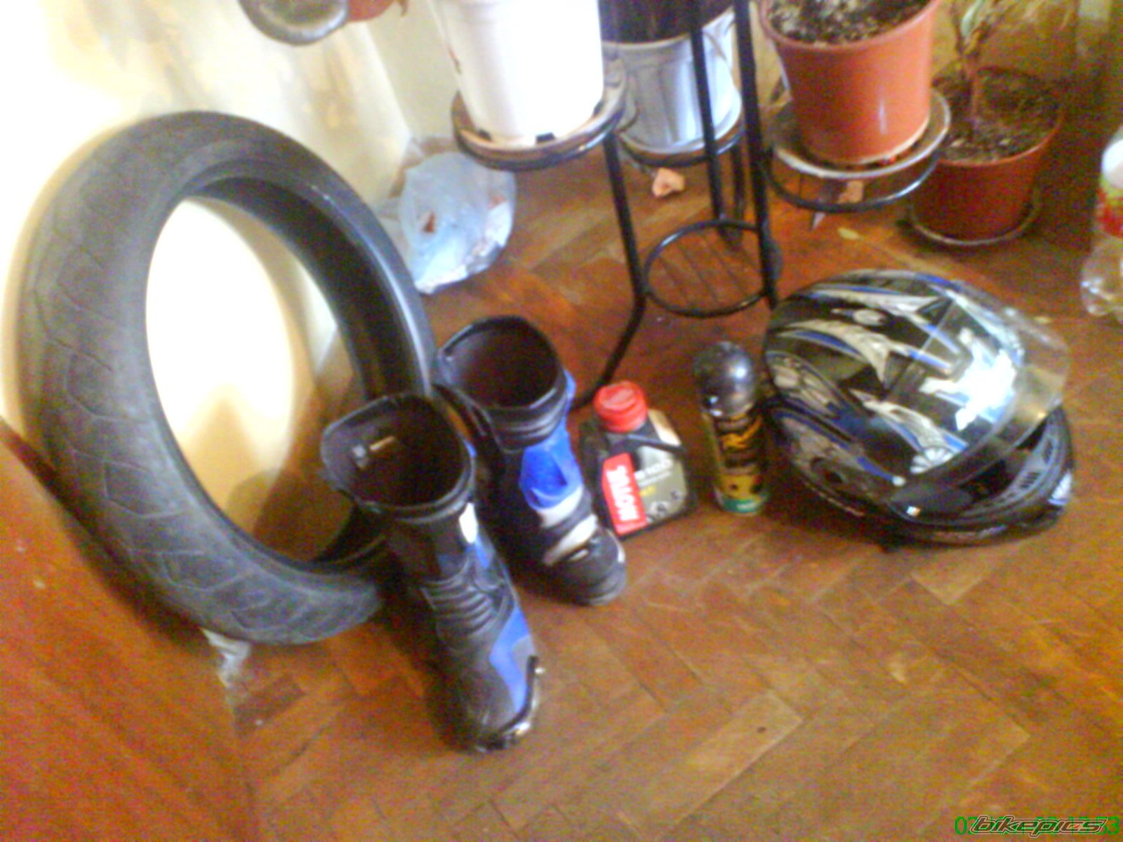 Photo 1593774
