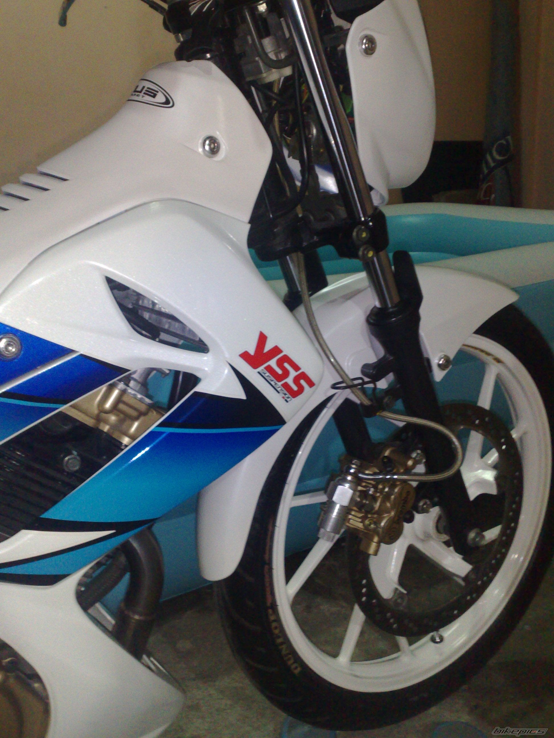 Photo 1594106