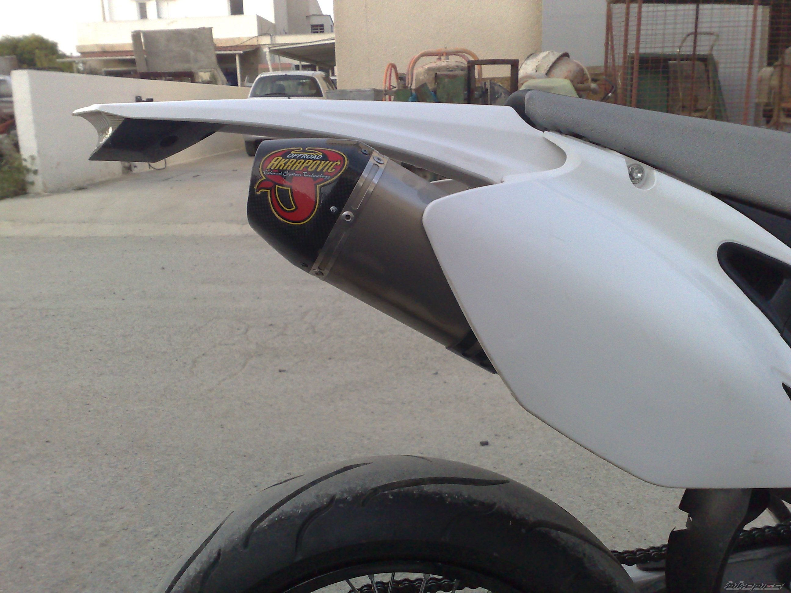Photo 1594198