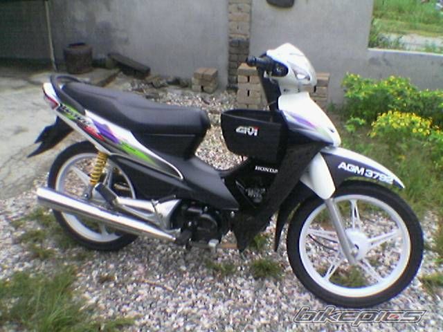 Photo 1594204