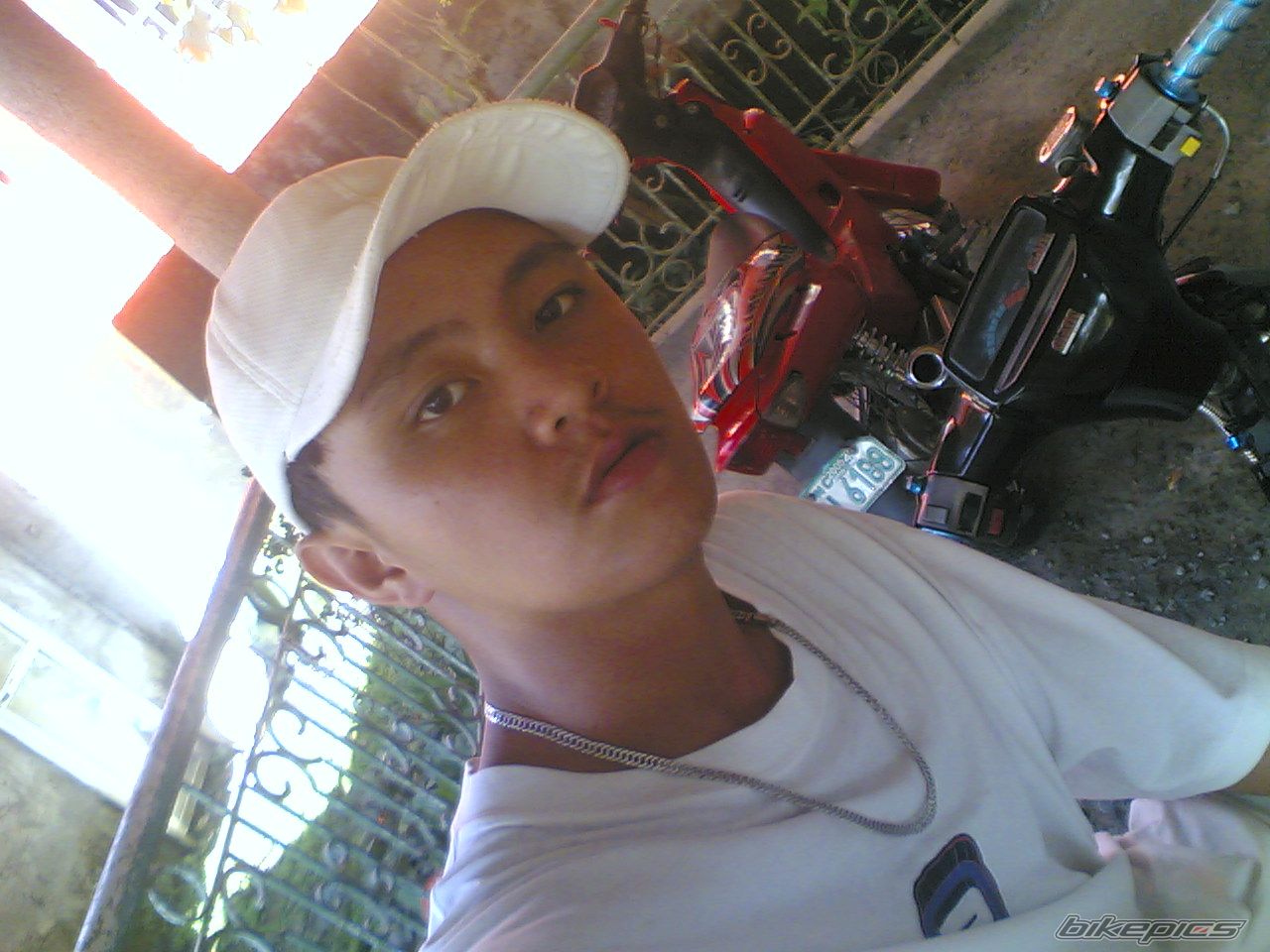 Photo 1594252