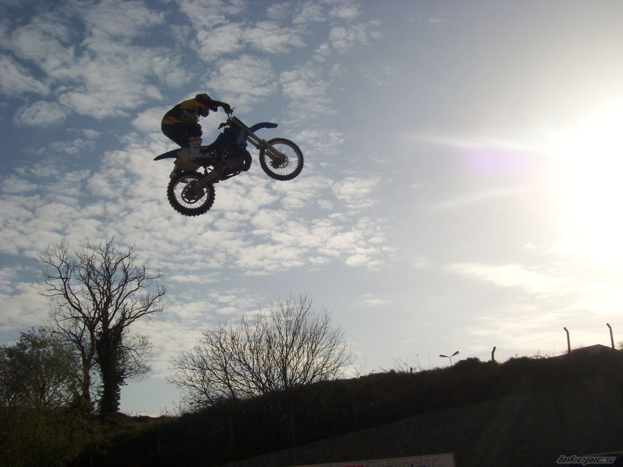 Photo 1594440