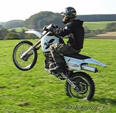 Photo 1594486