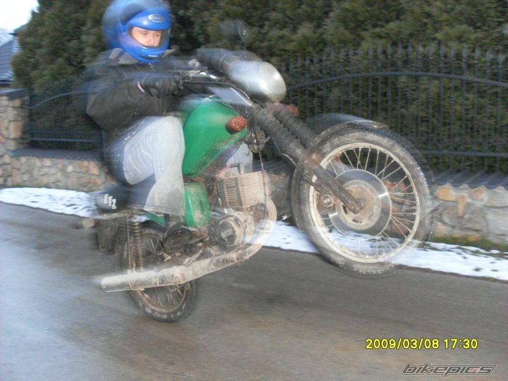 Photo 1594586