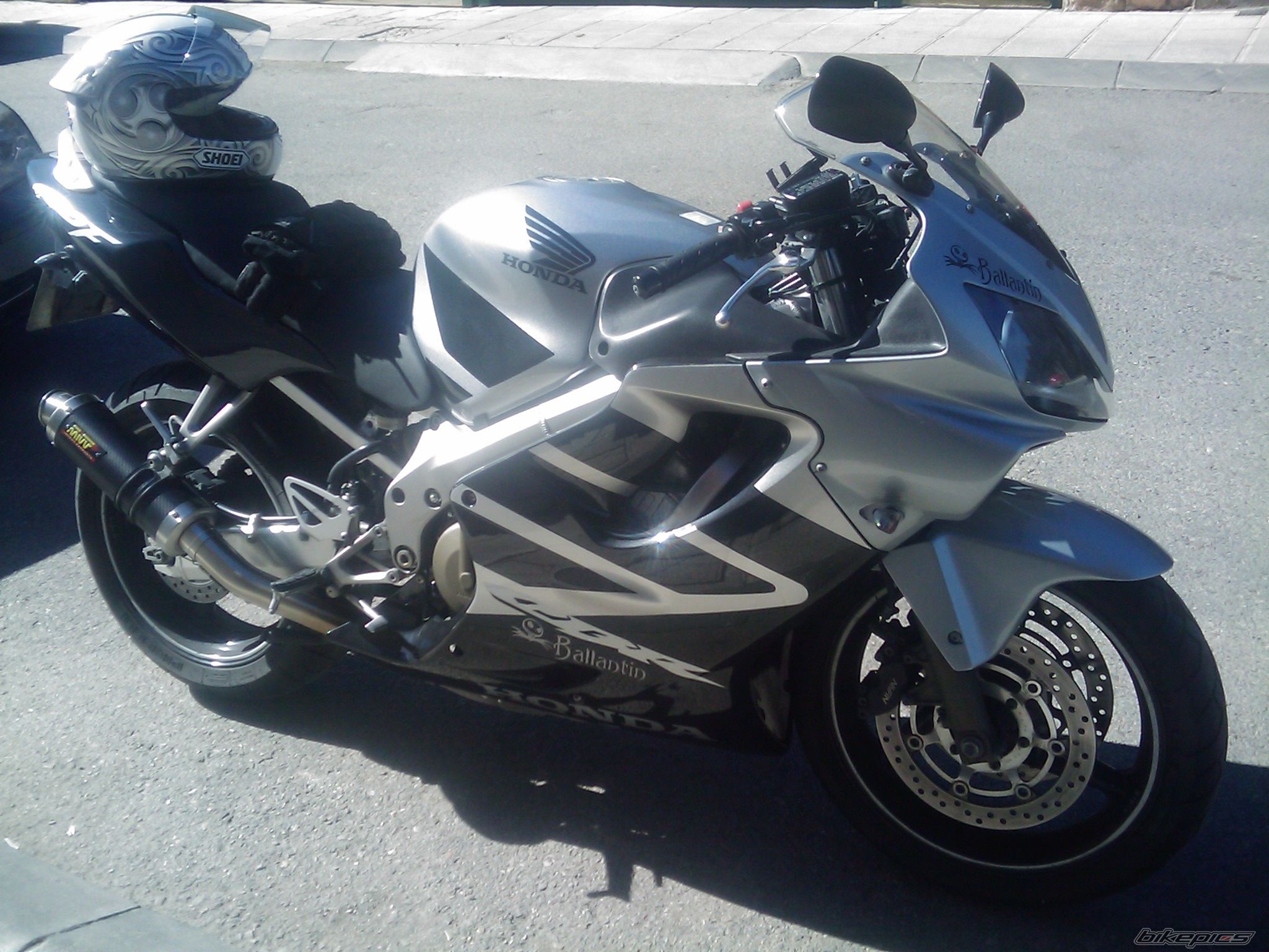 Photo 1594756