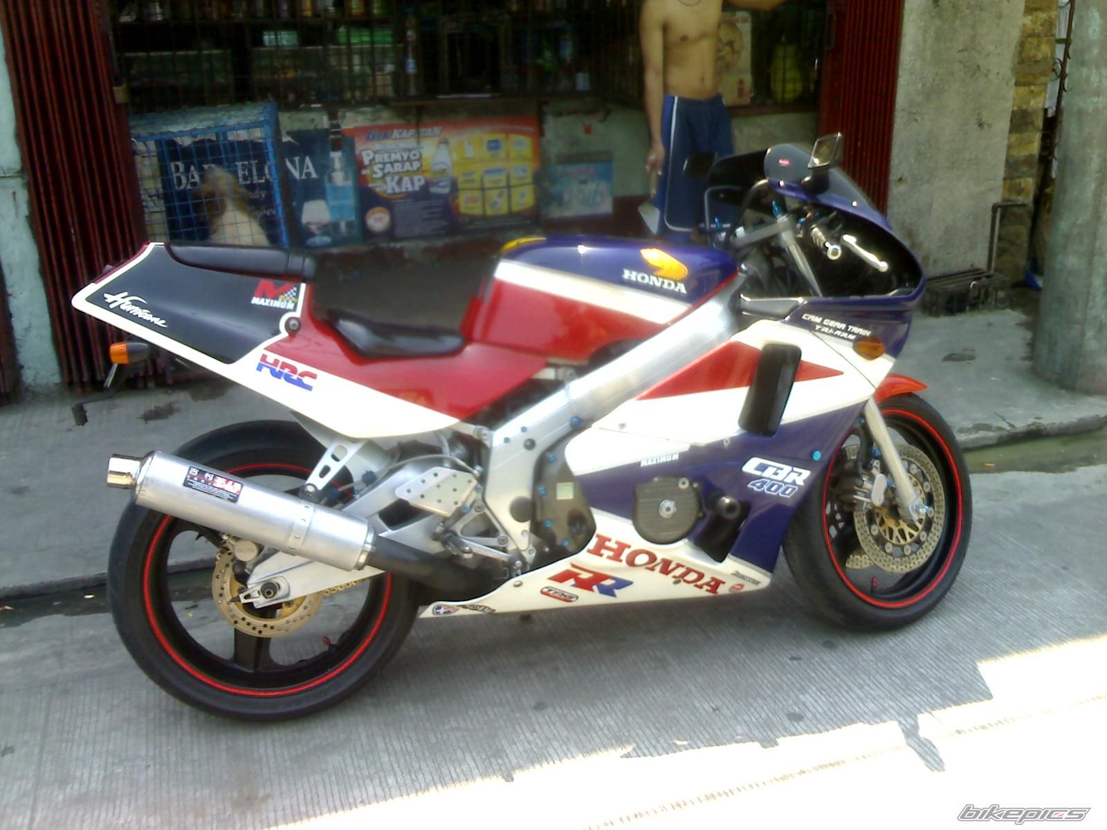 Photo 1595171