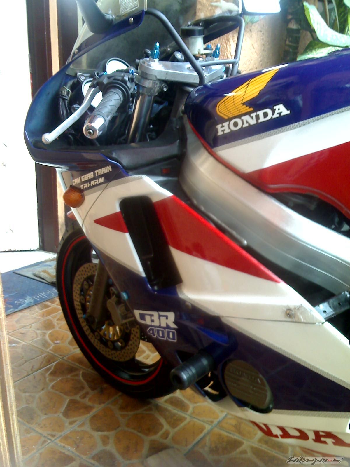 Photo 1595175