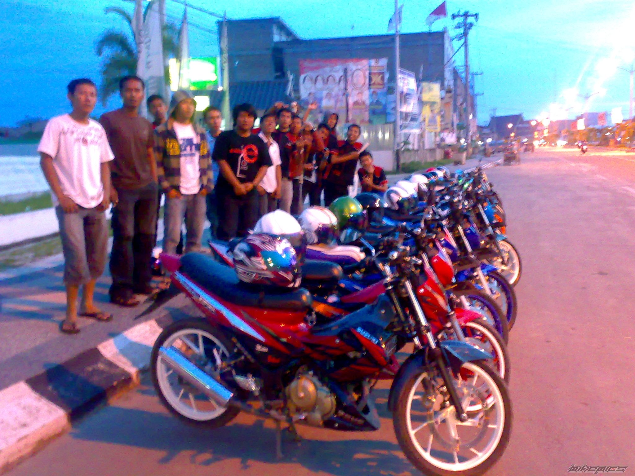 Photo 1595183