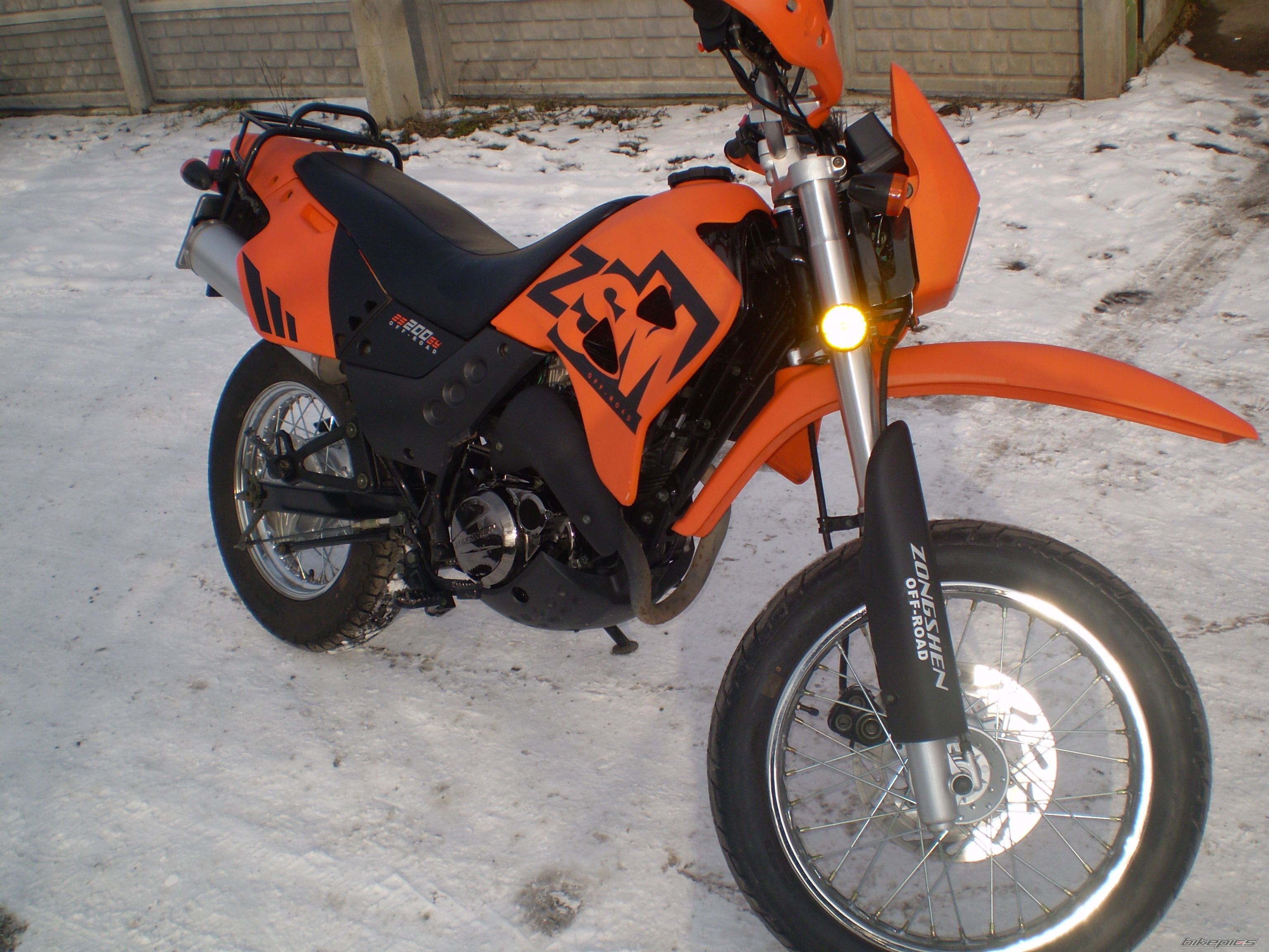 Photo 1595204