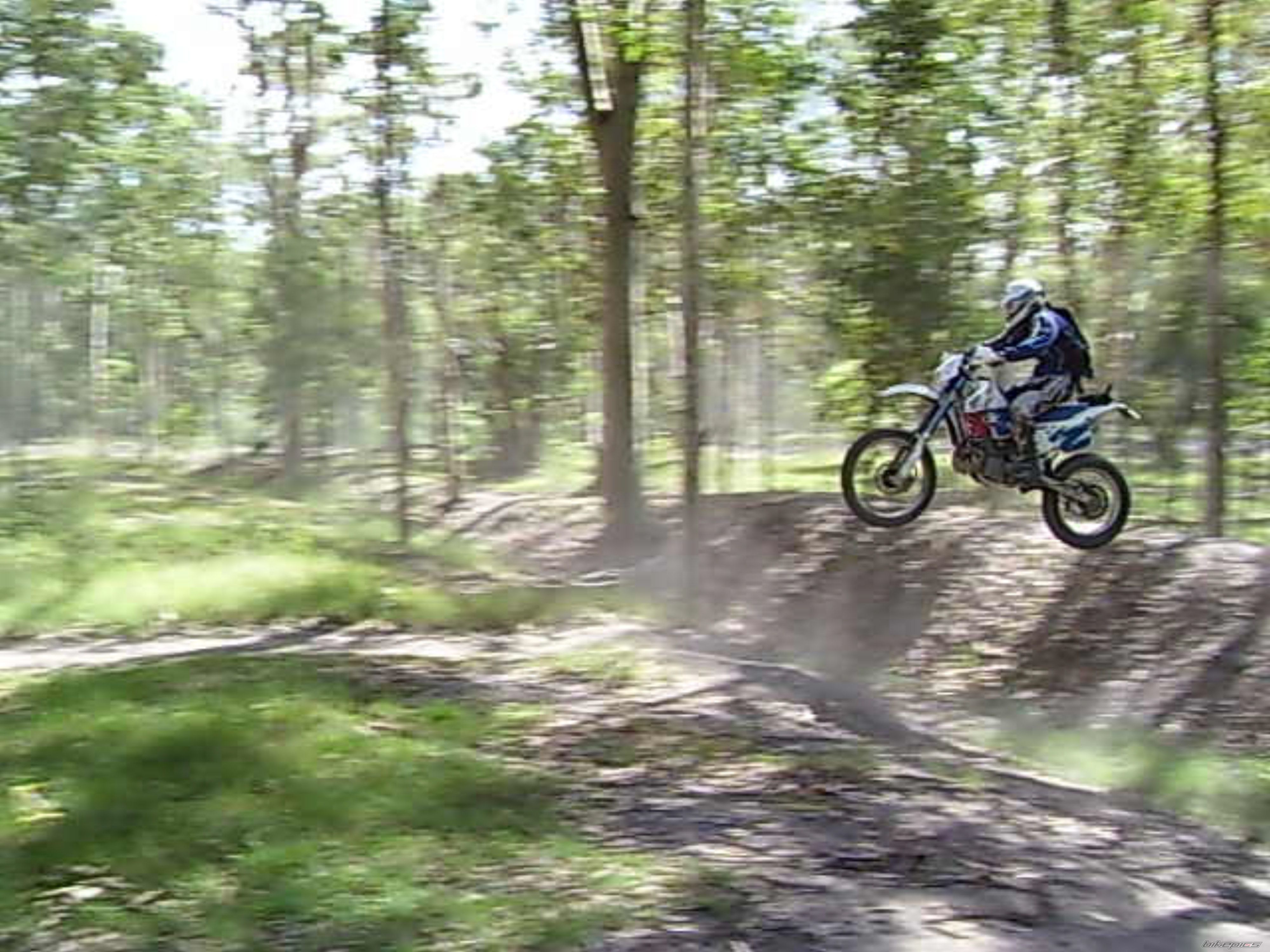 Bike Photo 1595356