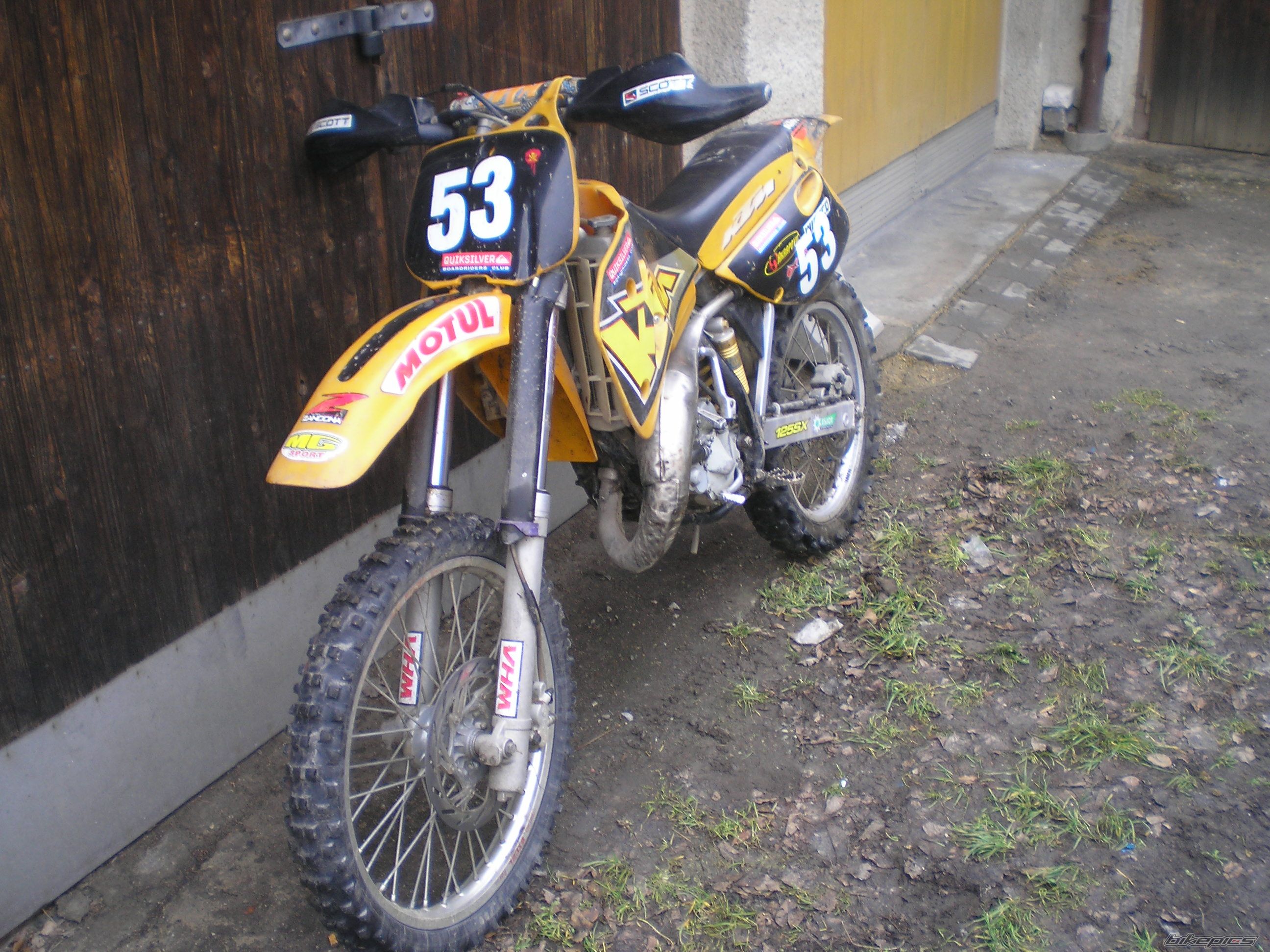 Bike Photo 1595386