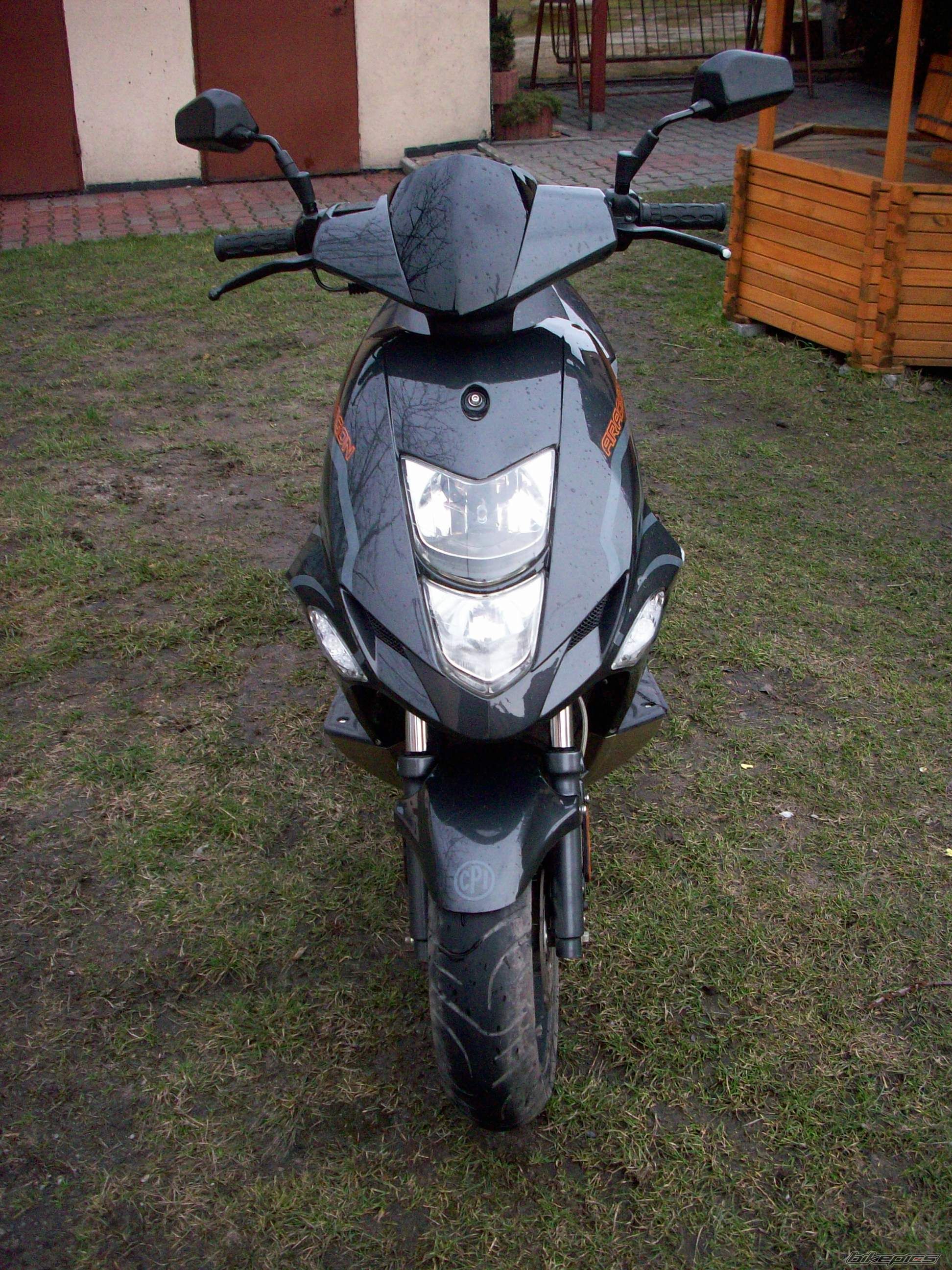 Bike Photo 1595636