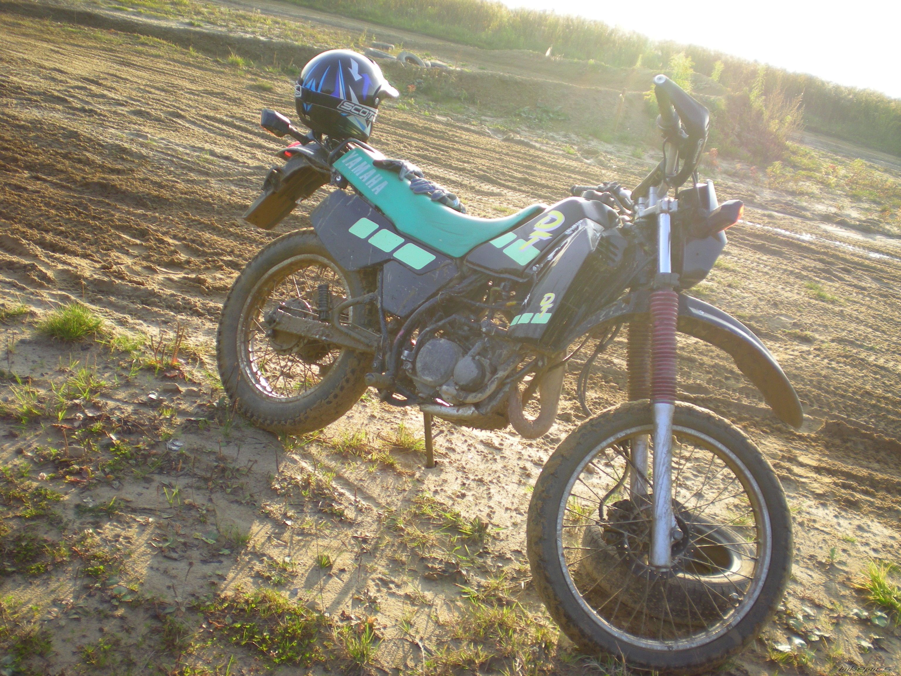 Photo 1595809