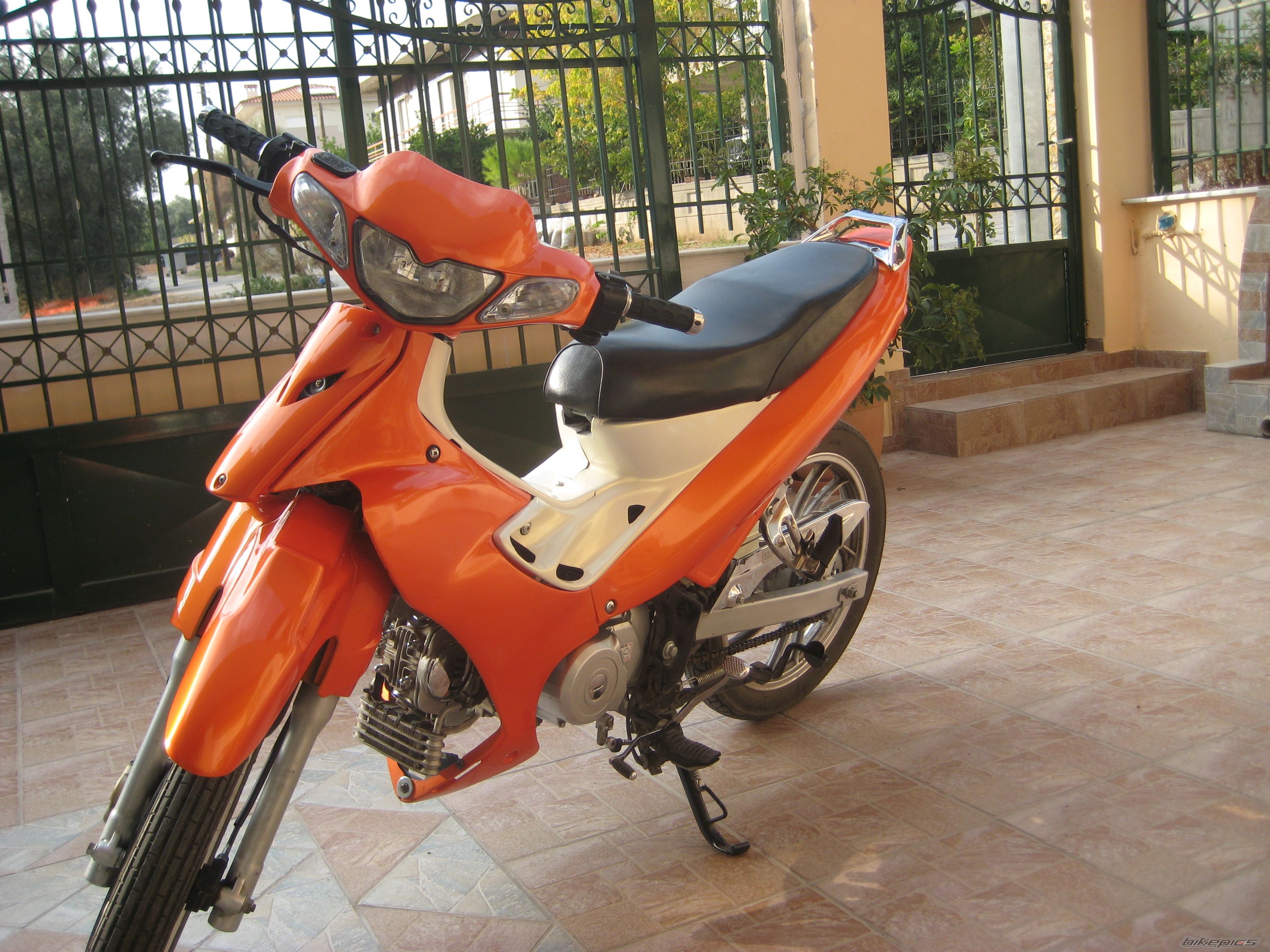 Bike Photo 1595813