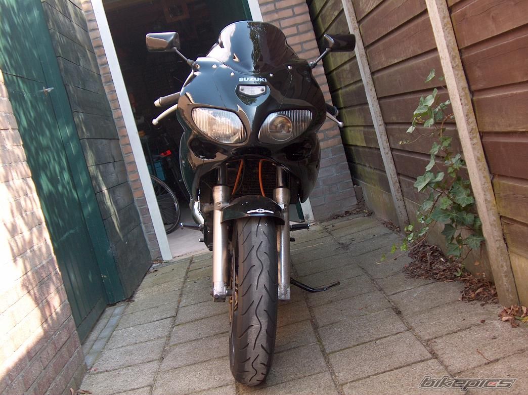 Photo 1595882