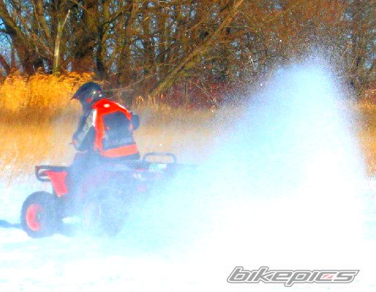 Photo 1596058
