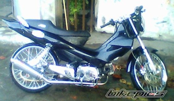 Photo 1596088