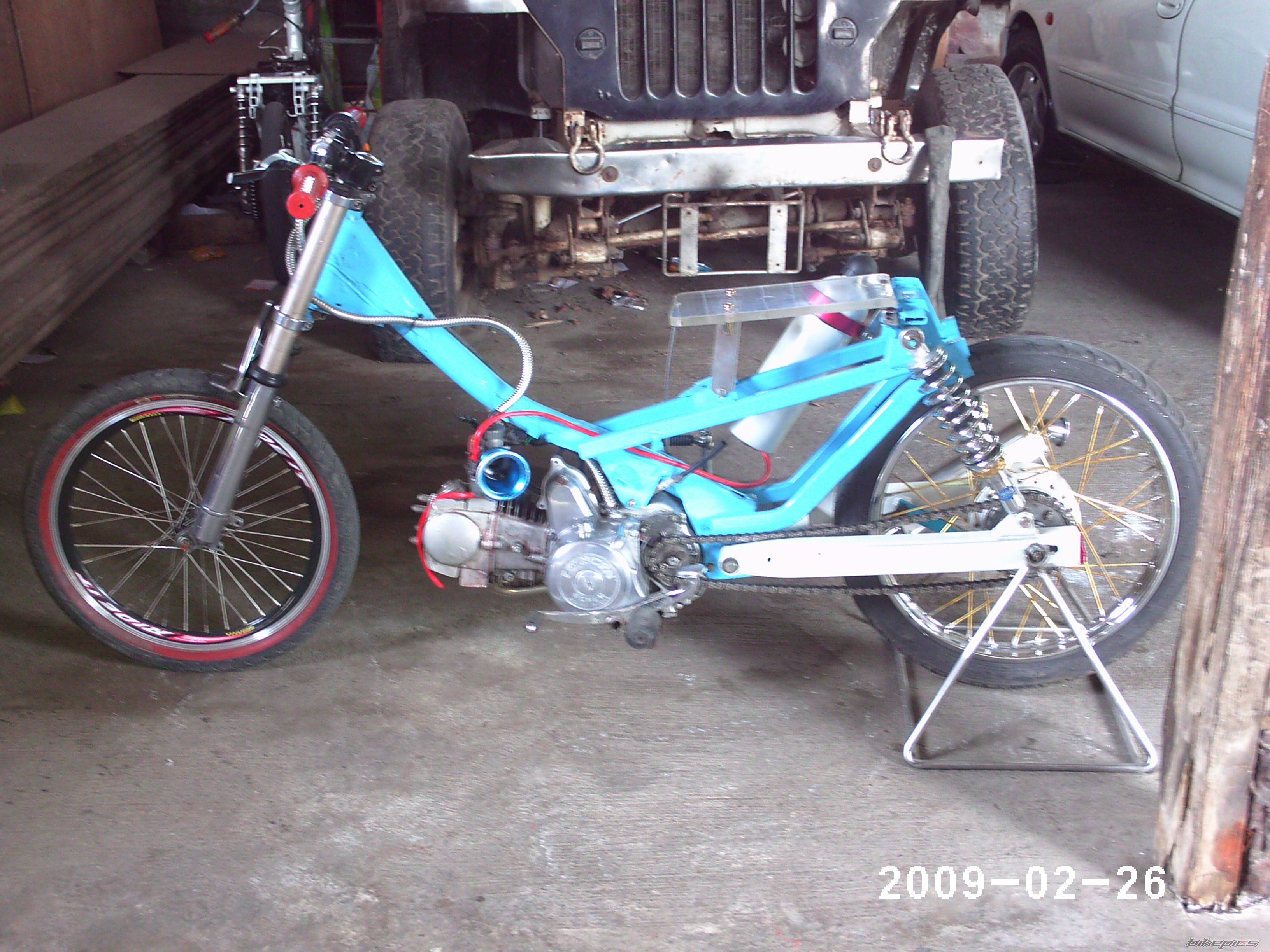 Photo 1596093
