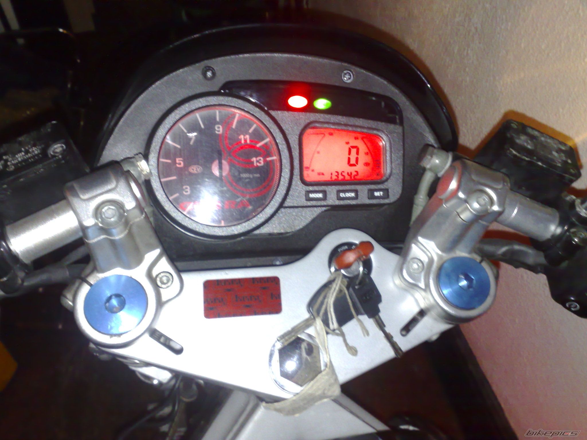 Photo 1596113