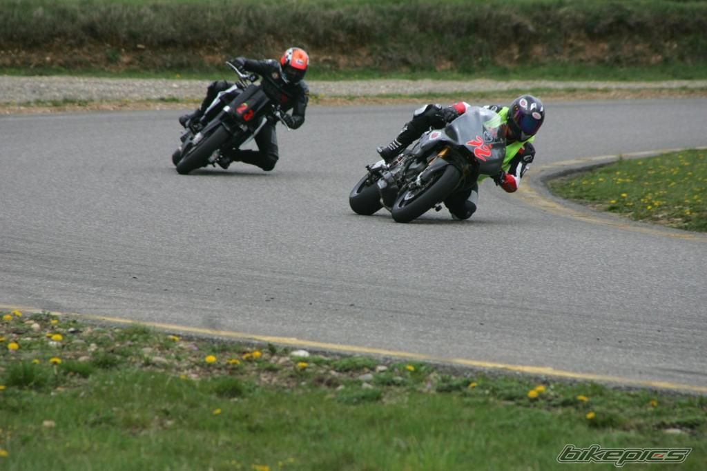 Photo 1596137