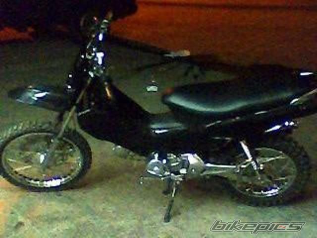 Photo 1596141