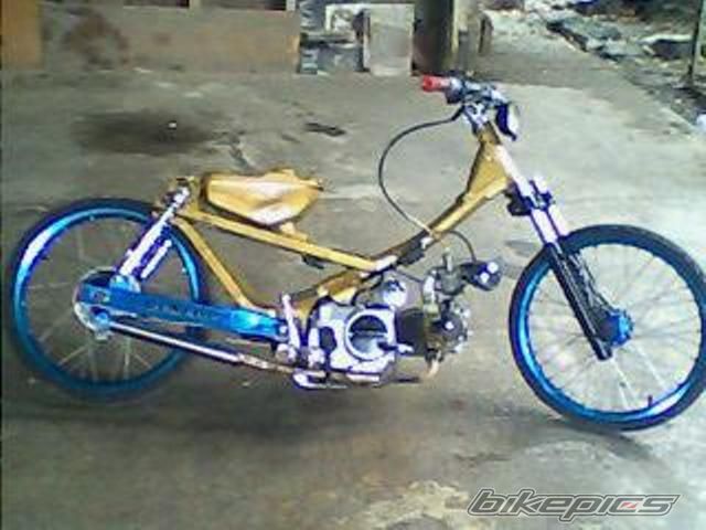 Photo 1596145