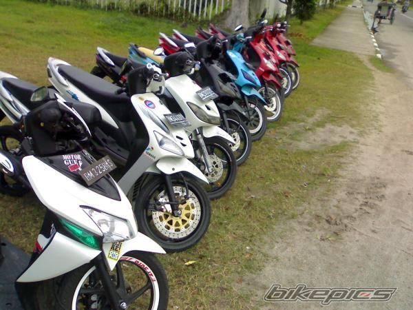 Photo 1596210