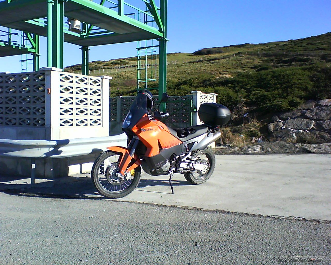 Photo 1596282