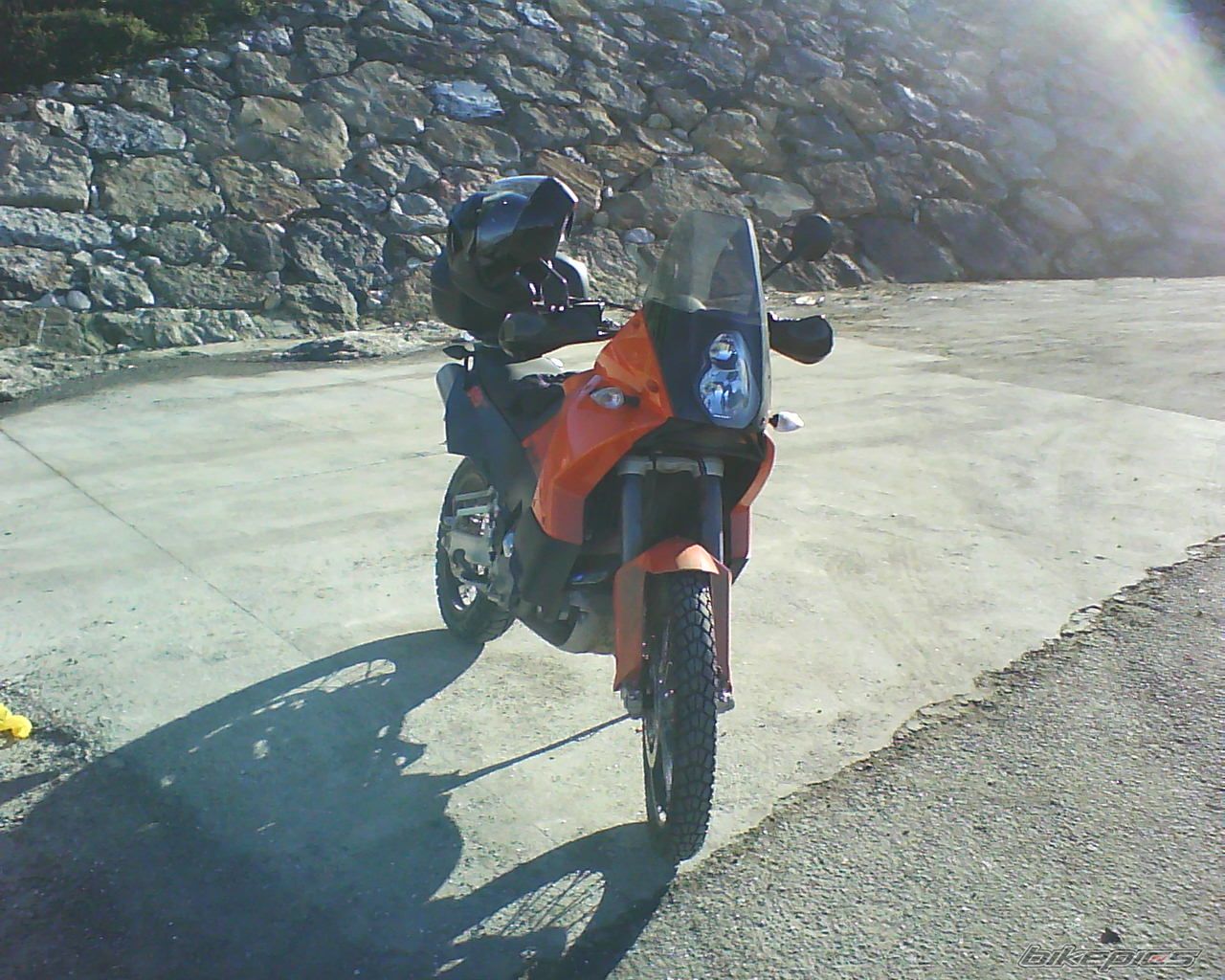 Photo 1596283