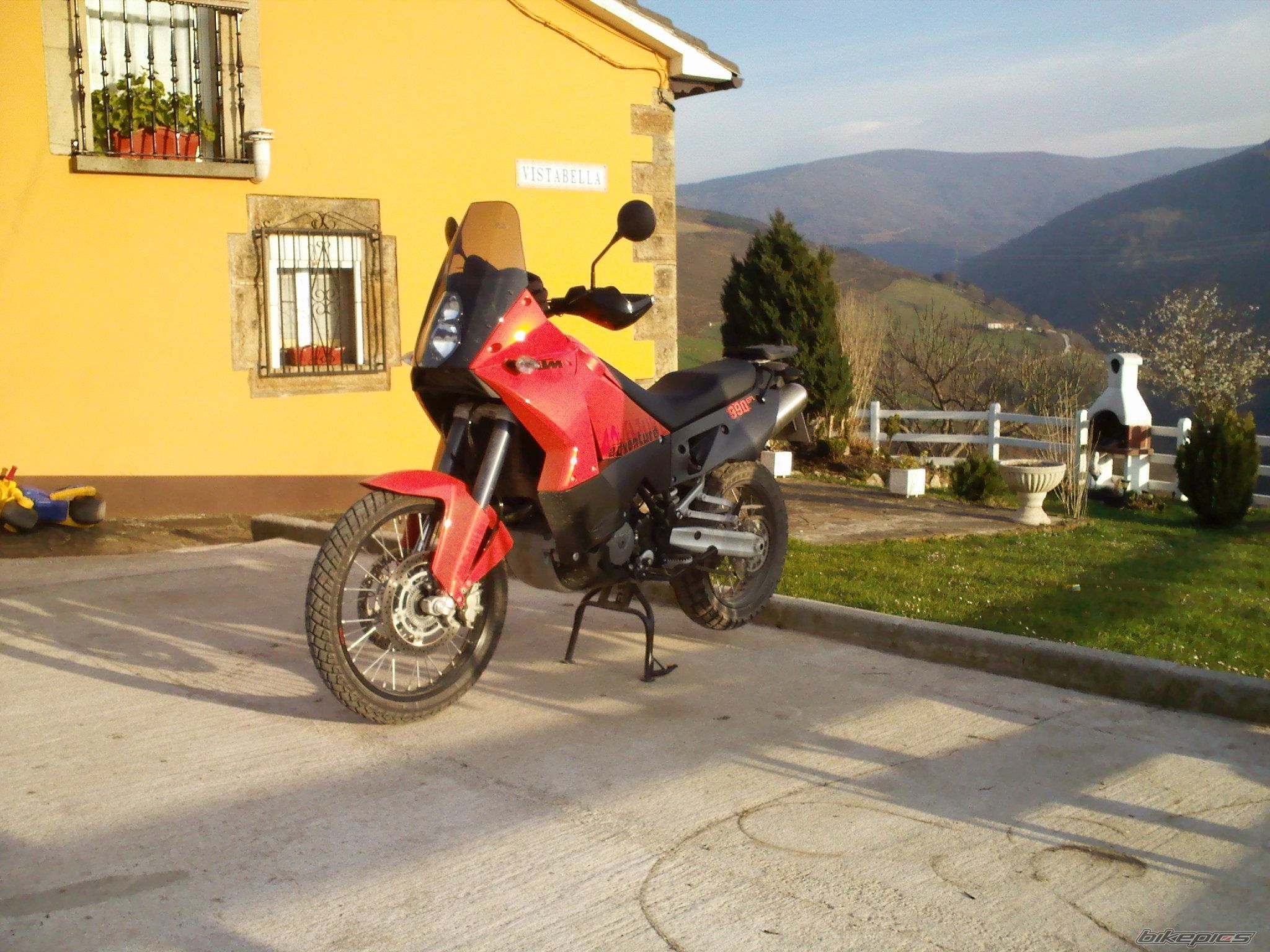 Bike Photo 1596286